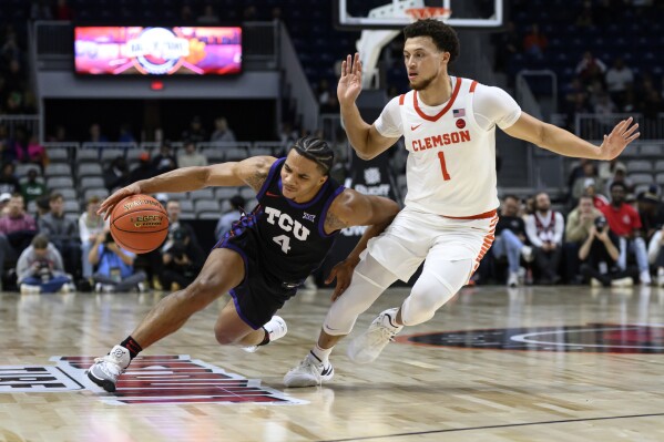 Clemson basketball store scores